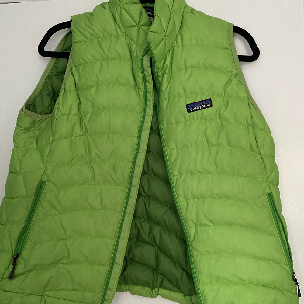 Patagonia women’s  Nano Puffer Vest Sz: L